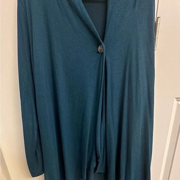 Women's Cardigan Sweater Bundle - Picture 3 of 6